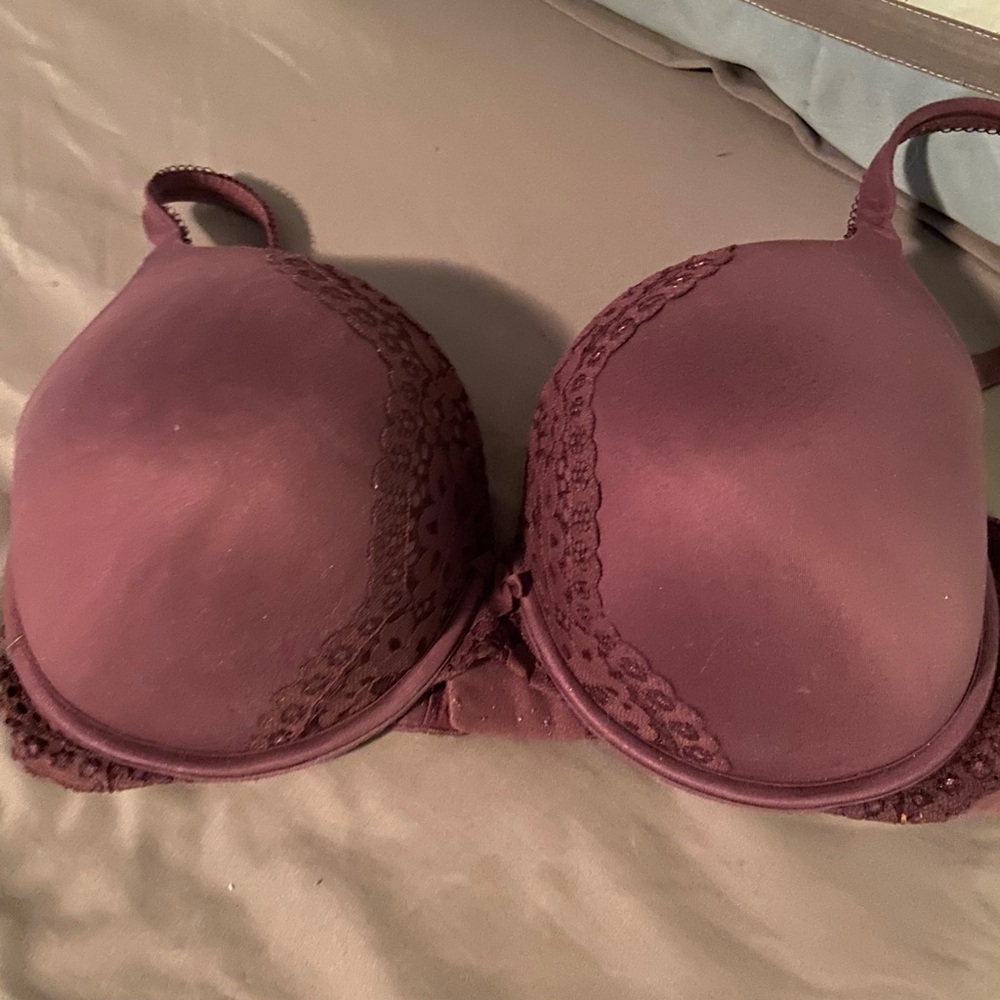 GUC Victoria’s Secret Body by Victoria Bra - 36DDD